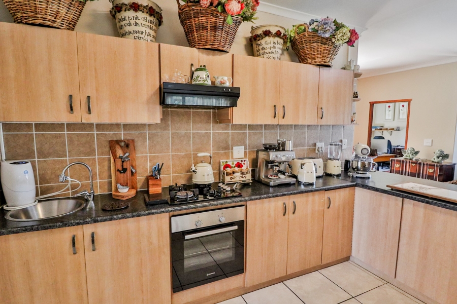 3 Bedroom Property for Sale in Yzerfontein Western Cape